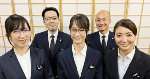 生花祭壇でのご葬儀取り扱っております。